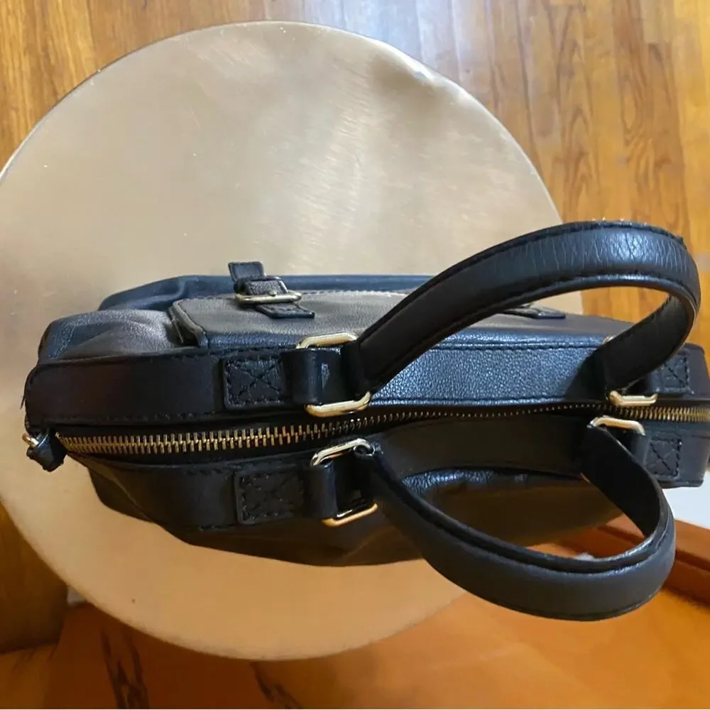 Kate Spade | Black Pebbled Leather Doctors Bag Satchel - Excellent condition!